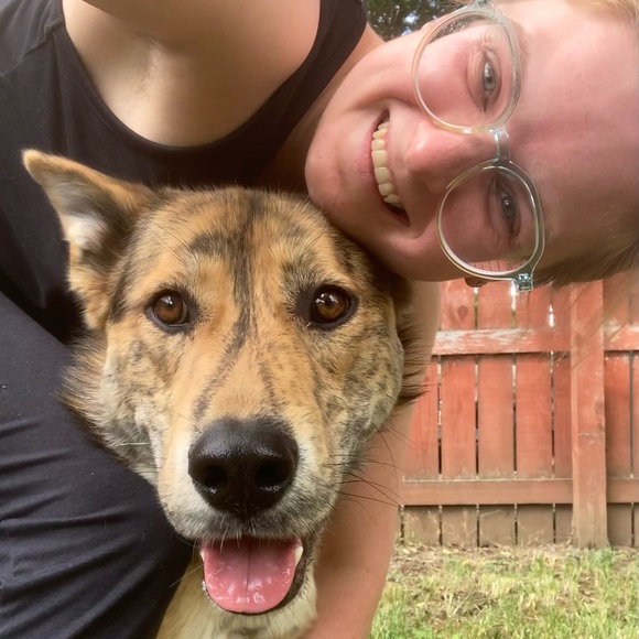 Meet your Posher, Jillian - Picture 1 of 1